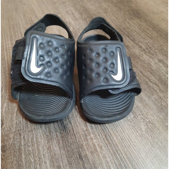 Nike Sunray Adjustable Black Toddler Sandals Size 6C AJ9077-001 Beach Pool Swim - Picture 1 of 7